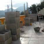 12. Spelen met blokken en cement
