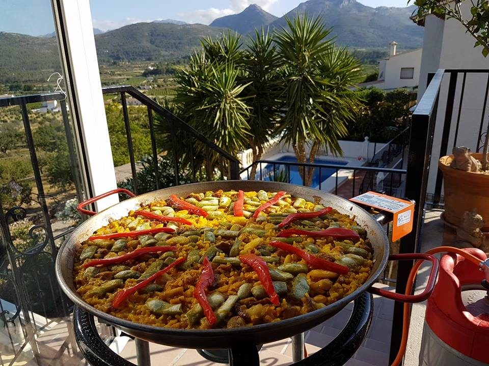 paella Vakantiehuis Jalon made by Judith Straver